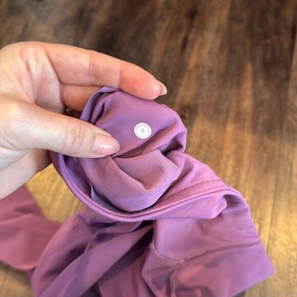 Lululemon leggings - Picture 2 of 6